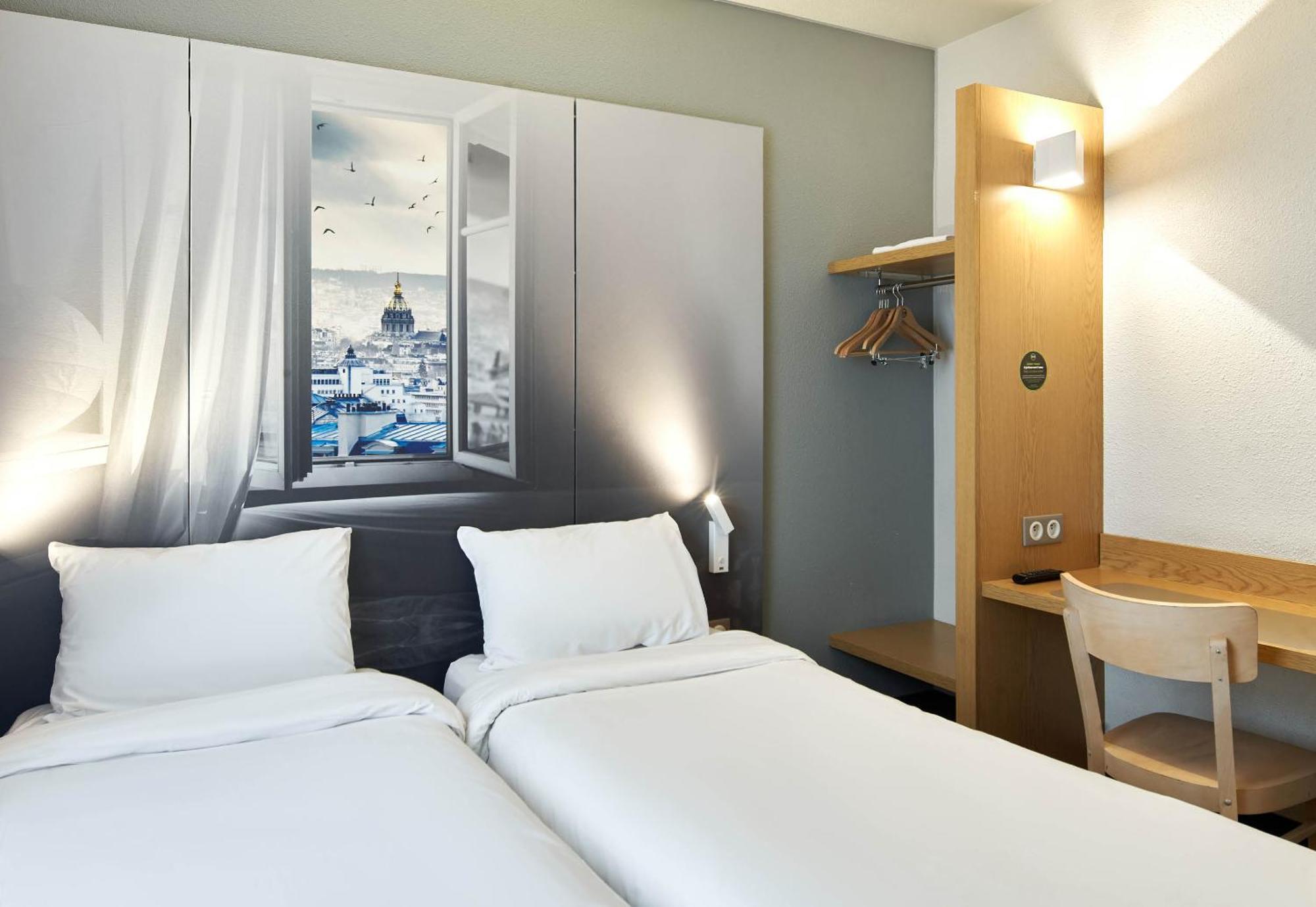 B&B Hotel Paris Le Bourget Esterno foto