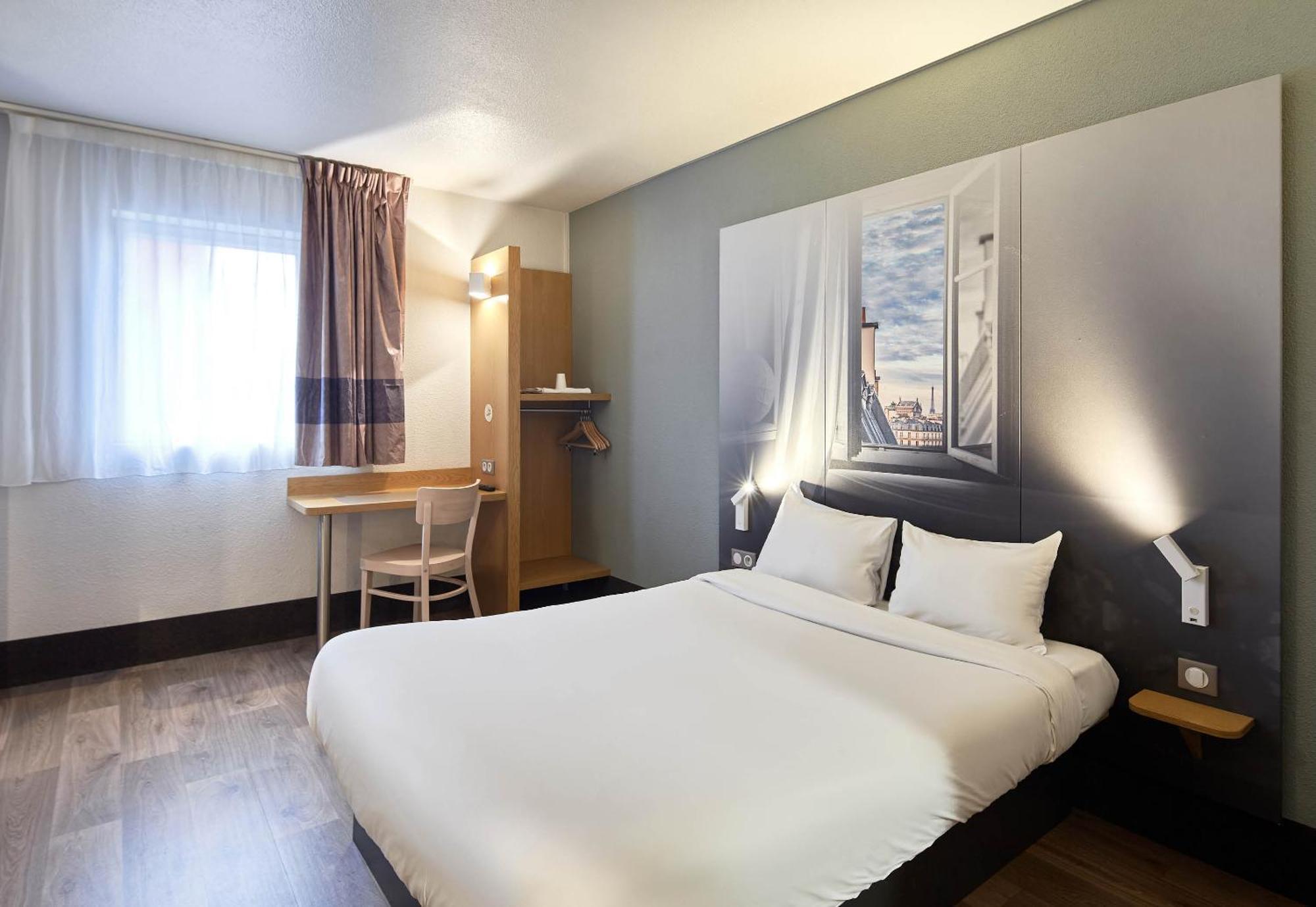 B&B Hotel Paris Le Bourget Esterno foto