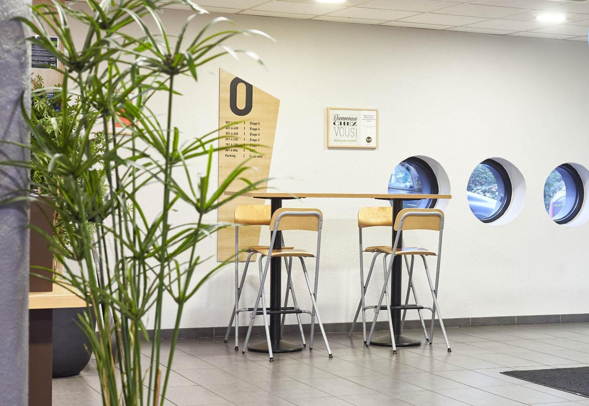 B&B Hotel Paris Le Bourget Esterno foto