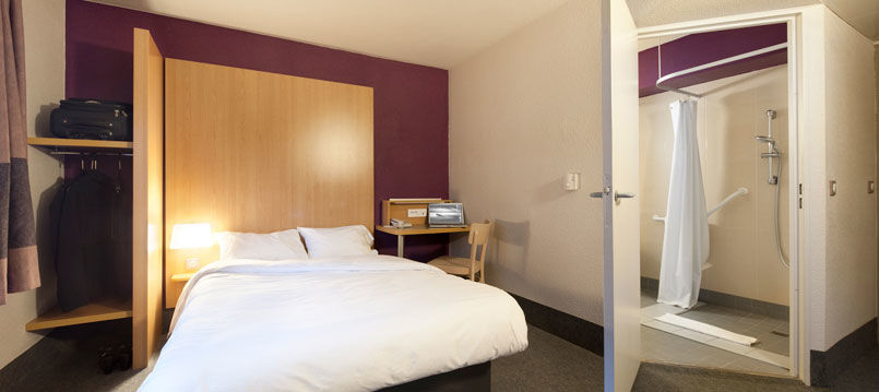 B&B Hotel Paris Le Bourget Esterno foto